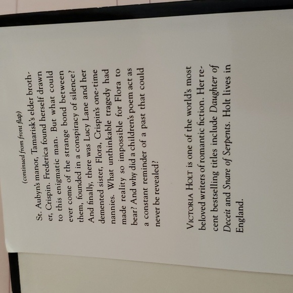 Book-Seven for a Secret - Picture 4 of 4